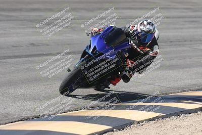 media/Oct-13-2025-Moto Forza (Mon) [[a66d839500]]/4-C Group/Session 2 (Bowl)/